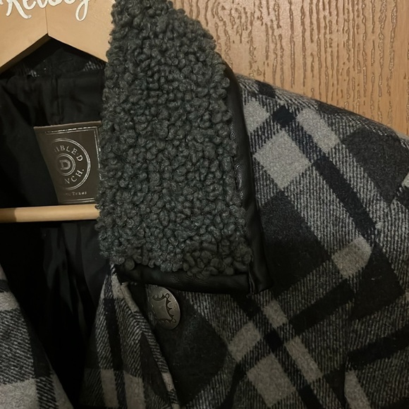 Women’s double d Ranchwear medium coat - Picture 6 of 12